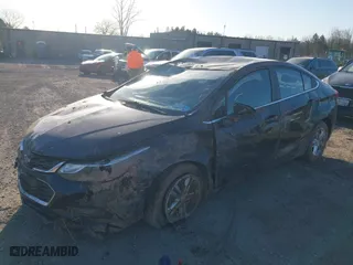 2018 Chevrolet Cruze LT with VIN 1G1BE5SM9J7139701, listed as a IAAI auction lot 41831117 with NaN miles. Bid and sale history available at carsss.com. Image 18.