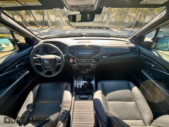 2021 Honda Passport Elite with VIN 5FNYF8H01MB013559, listed as a Copart auction lot 53684375 with 37,300 mi miles and Clean Title. Bid and sale history available at carsss.com. Image 9.