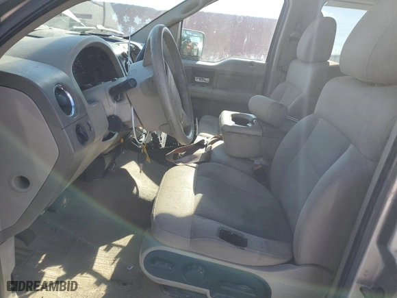 2004 Ford F-150 XLT with VIN 1FTRW12W24KC49195, listed as a Copart auction lot 45647495 with 188,829 mi miles and Salvage Title. Bid and sale history available at carsss.com. Image 7.