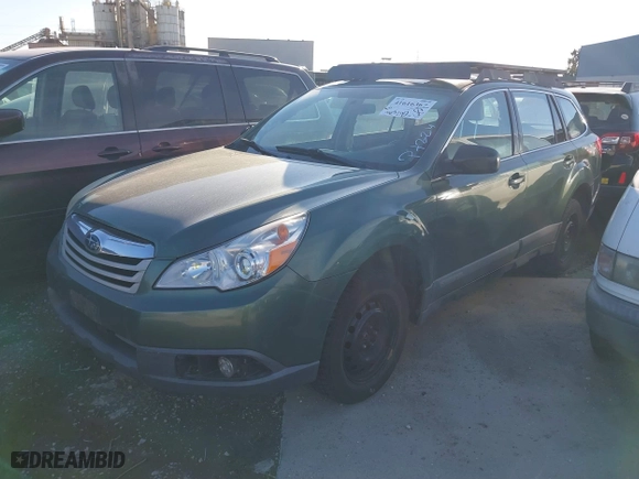 2010 Subaru Outback with VIN 4S4BRBAC8A3314431, listed as a IAAI auction lot 41616367 with 310,312 mi miles. Bid and sale history available at carsss.com. Image 2.