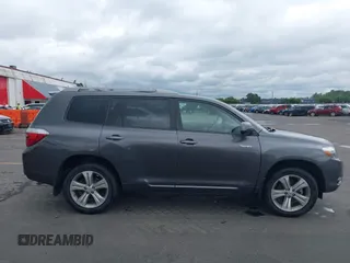 2008 Toyota Highlander Sport with VIN JTEES43A582068687, listed as a IAAI auction lot 42358242 with 137,099 mi miles and . Bid and sale history available at DreamBid. Image 13.