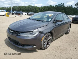 2015 Chrysler 200 S z VIN 1C3CCCBG8FN518034, wystawiony jako Copart lot #59694415 z przebiegiem 127 233 mil mil oraz Tytuł czysty. Historia ofert i sprzedaży dostępna na DreamBid. Obrazek 1.
