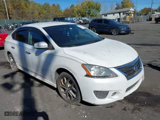2013 Nissan Sentra SR with VIN 3N1AB7AP7DL659367, listed as a IAAI auction lot 40633797 with 83,041 mi miles. Bid and sale history available at carsss.com. Image 1.