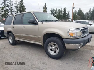 2000 Ford Explorer XLT z VIN 1FMZU73E2YZB86817, wystawiony jako IAAI lot #41768075 z przebiegiem 226 718 mil mil oraz . Historia ofert i sprzedaży dostępna na DreamBid. Obrazek 1.