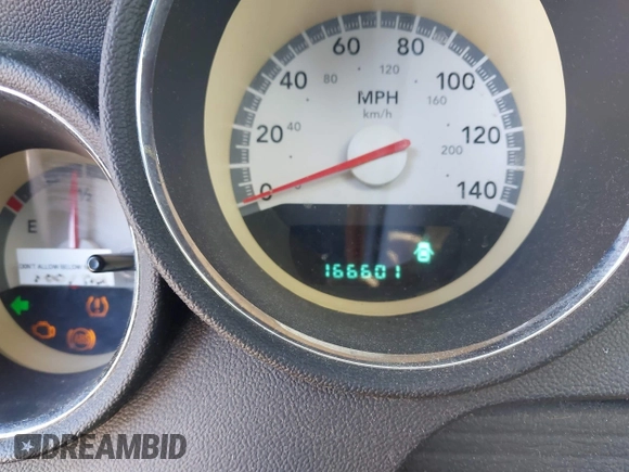 2010 Dodge Charger SXT with VIN 2B3CA3CV6AH185978, listed as a IAAI auction lot 41661822 with 166,601 mi miles. Bid and sale history available at carsss.com. Image 7.
