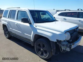 2016 Jeep Patriot Latitude with VIN 1C4NJRFB9GD636273, listed as a IAAI auction lot 41650651 with 143,588 mi miles. Bid and sale history available at carsss.com. Image 1.