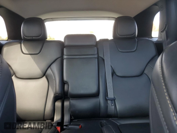 2016 Jeep Cherokee Limited with VIN 1C4PJMDB6GW261526, listed as a Copart auction lot 50379155 with 109,638 mi miles and Salvage title. Bid and sale history available at DreamBid. Image 10.