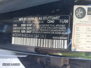 2010 Mercedes-Benz E-Class E 350 Luxury with VIN WDDHF8HB2AA144382, listed as a IAAI auction lot 40942440 with 198,887 mi miles. Bid and sale history available at carsss.com. Image 9.