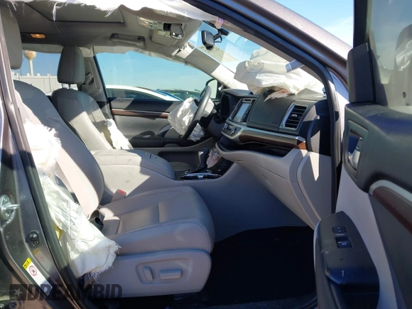2015 Toyota Highlander Limited with VIN 5TDYKRFH0FS067881, listed as a IAAI auction lot 41272012 with 94,423 mi miles and . Bid and sale history available at DreamBid. Image 5.