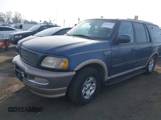 1998 Ford Expedition XLT with VIN 1FMRU17L5WLA66306, listed as a IAAI auction lot 41145712 with 93,966 mi miles. Bid and sale history available at carsss.com. Image 2.