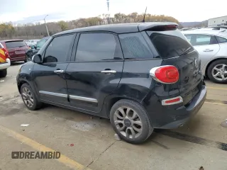 2018 FIAT 500L Lounge with VIN ZFBCFACH2JZ040700, listed as a Copart auction lot 81126734 with 137,235 mi miles and Clean Title. Bid and sale history available at carsss.com. Image 2.