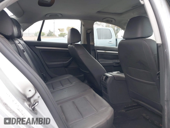 2008 Volkswagen Jetta SE with VIN 3VWRZ71K88M074505, listed as a IAAI auction lot 38842036 with 194,061 mi miles and . Bid and sale history available at DreamBid. Image 8.