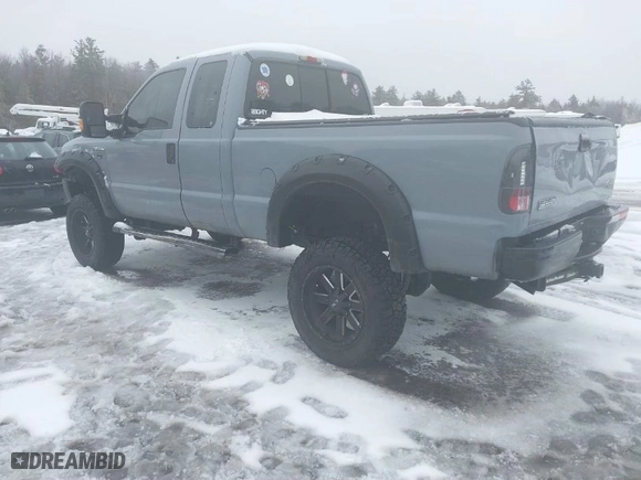 2006 Ford Super Duty F-250 XL with VIN 1FTSX21526EB97324, listed as a IAAI auction lot 41541311 with NaN miles. Bid and sale history available at carsss.com. Image 3.