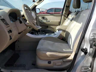 2005 Mercury Mariner Luxury z VIN 4M2YU56195DJ03528, wystawiony jako Copart lot #83315034 z przebiegiem 118 696 mil mil oraz Szkoda całkowita • Salvage title. Historia ofert i sprzedaży dostępna na DreamBid. Obrazek 7.