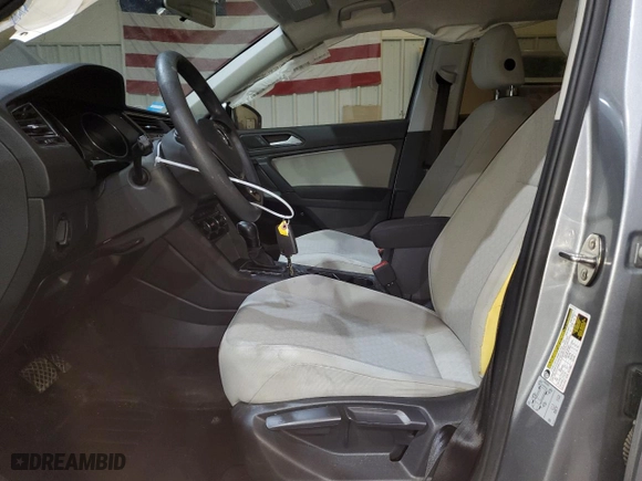 2019 Volkswagen Tiguan S with VIN 3VV0B7AX7KM157721, listed as a Copart auction lot 46492285 with 90,042 mi miles and Salvage Title. Bid and sale history available at carsss.com. Image 7.