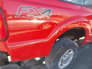 2016 Ford F-250 Lariat с VIN 1FT7W2B6XGEC97625, выставлен на аукционе IAAI как лот 41415812 с пробегом 108 266 миль миль и . История ставок и продаж доступна на DreamBid. Изображение 20.