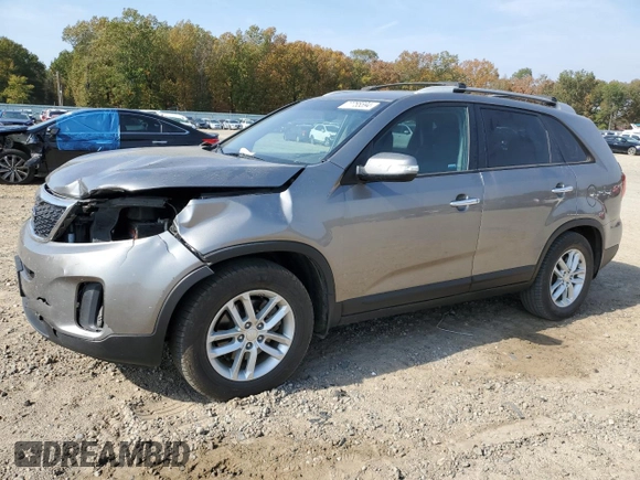 2015 Kia Sorento LX with VIN 5XYKT4A67FG635293, listed as a Copart auction lot 77755594 with 190,843 mi miles and Salvage Title. Bid and sale history available at carsss.com. Image 1.