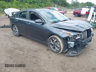 2021 Kia Forte LXS z VIN 3KPF24AD8ME266540, wystawiony jako IAAI lot #42258453 z przebiegiem 65 898 mil mil oraz . Historia ofert i sprzedaży dostępna na DreamBid. Obrazek 1.