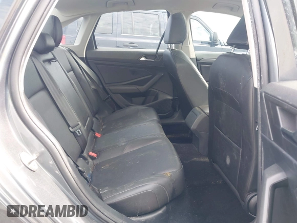 2019 Volkswagen Jetta SEL z VIN 3VWE57BU6KM009492, wystawiony jako IAAI lot #42104094 z przebiegiem 137 087 mil mil oraz . Historia ofert i sprzedaży dostępna na DreamBid. Obrazek 8.