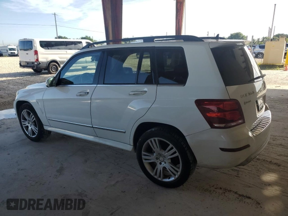 2015 Mercedes-Benz GLK 350 with VIN WDCGG5HB9FG394413, listed as a Copart auction lot 75861204 with 161,320 mi miles and Salvage Title. Bid and sale history available at DreamBid. Image 2.