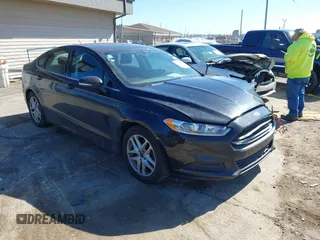 2015 Ford Fusion SE z VIN 3FA6P0HD2FR221031, wystawiony jako IAAI lot #42043114 z przebiegiem 221 364 mil mil oraz . Historia ofert i sprzedaży dostępna na DreamBid. Obrazek 1.