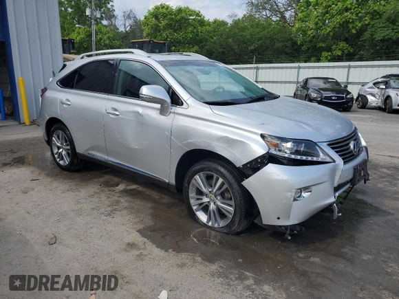 2015 Lexus RX 450h z VIN 2T2BC1BA7FC007159, wystawiony jako Copart lot #58766495 z przebiegiem 105 293 mil mil oraz Szkoda całkowita • Salvage title. Historia ofert i sprzedaży dostępna na DreamBid. Obrazek 4.