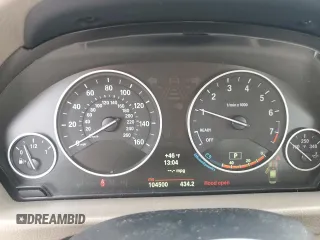 2013 BMW 3 Series 328i xDrive with VIN WBA3B3C57DJ898836, listed as a Copart auction lot 51483555 with 104,500 mi miles and Salvage Title. Bid and sale history available at carsss.com. Image 9.