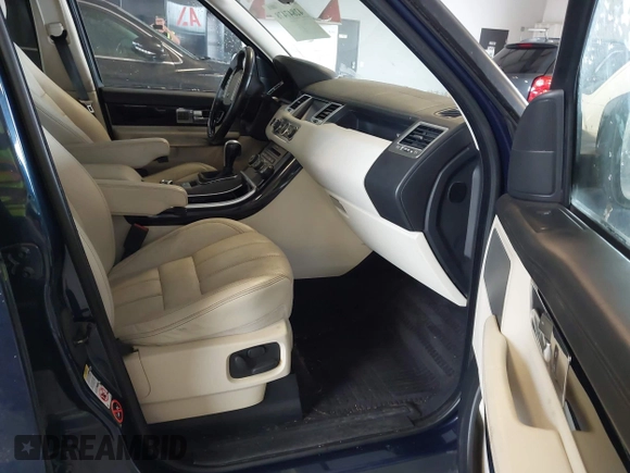 2011 Land Rover Range Rover Sport SC with VIN SALSH2E44BA706256, listed as a IAAI auction lot 42847478 with 99,466 mi miles and . Bid and sale history available at DreamBid. Image 5.
