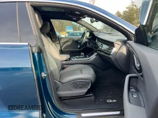 2019 Audi Q8 Prestige with VIN WA1CVAF13KD015103, listed as a Copart auction lot 44077095 with 151,460 mi miles and Clean title. Bid and sale history available at DreamBid. Image 5.