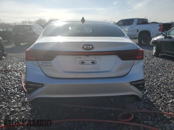 2019 Kia Forte LXS with VIN 3KPF24AD3KE129714, listed as a Copart auction lot 45382745 with 157,622 mi miles and Salvage Title. Bid and sale history available at carsss.com. Image 6.