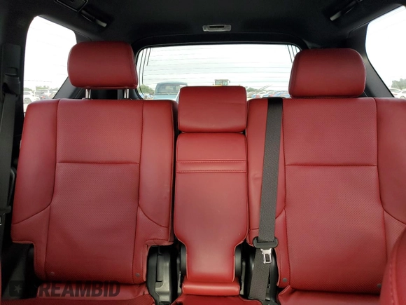 2020 Lexus GX 460 Luxury with VIN JTJGM7BX5L5264891, listed as a Copart auction lot 51696565 with 40,218 mi miles and Salvage Title. Bid and sale history available at DreamBid. Image 10.