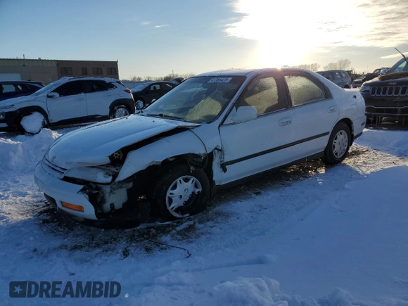1995 Honda Accord LX with VIN 1HGCD5633SA075239, listed as a Copart auction lot 41386425 with 244,611 mi miles and Salvage Title. Bid and sale history available at carsss.com. Image 1.