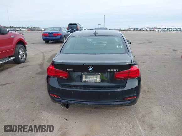 2018 BMW 3 Series 330i xDrive with VIN WBA8D9C54JEM31381, listed as a IAAI auction lot 41904785 with 64,796 mi miles and . Bid and sale history available at DreamBid. Image 16.