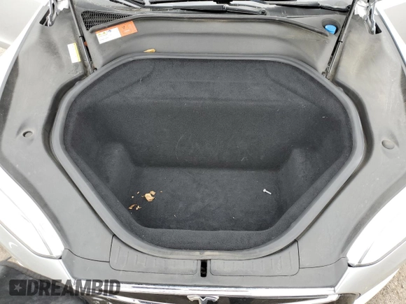 2015 Tesla Model S 85D with VIN 5YJSA1H28FFP78686, listed as a Copart auction lot 53310595 with 69,682 mi miles and Salvage Title. Bid and sale history available at carsss.com. Image 13.