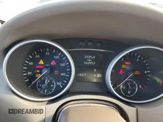 2011 Mercedes-Benz M 350 with VIN 4JGBB2FB4BA625436, listed as a Copart auction lot 88071255 with 152,957 mi miles and Clean title. Bid and sale history available at DreamBid. Image 9.