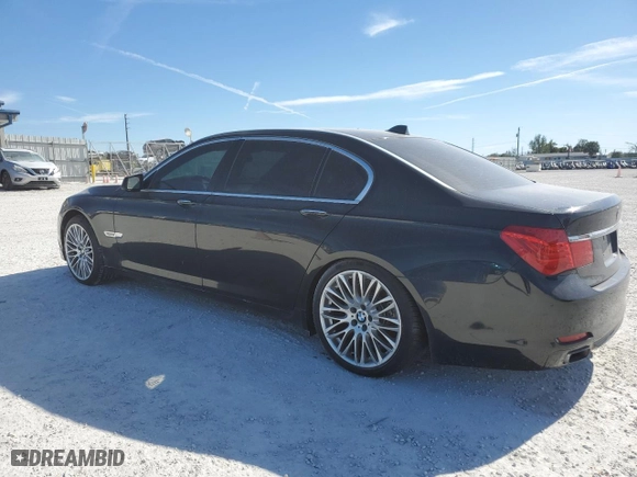 2009 BMW 7 Series 750Li with VIN WBAKB83519CY61222, listed as a Copart auction lot 41493845 with 128,352 mi miles and Clean Title. Bid and sale history available at carsss.com. Image 2.