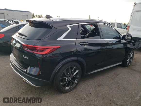 2019 Infiniti QX50 Essential with VIN 3PCAJ5M10KF103991, listed as a Copart auction lot 67370683 with 60,690 mi miles and Salvage title. Bid and sale history available at DreamBid. Image 3.