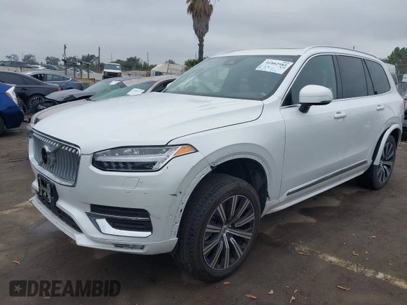 2024 Volvo XC90 Plus Bright Theme with VIN YV4062PE6R1226477, listed as a IAAI auction lot 41882985 with 15,057 mi miles and . Bid and sale history available at DreamBid. Image 21.