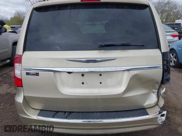 2011 Chrysler Town & Country Touring with VIN 2A4RR5DGXBR666934, listed as a IAAI auction lot 42022807 with 125,920 mi miles and . Bid and sale history available at DreamBid. Image 17.
