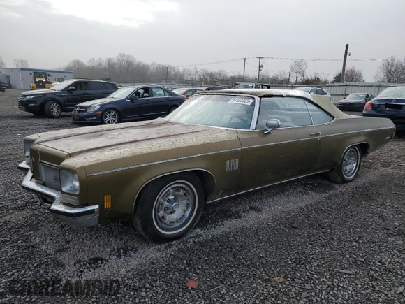1972 Oldsmobile 88 z VIN 3N67U2M533910, wystawiony jako Copart lot #51184465 z przebiegiem 58 260 mil mil oraz Czysty tytuł • Clean title. Historia ofert i sprzedaży dostępna na DreamBid. Obrazek 1.