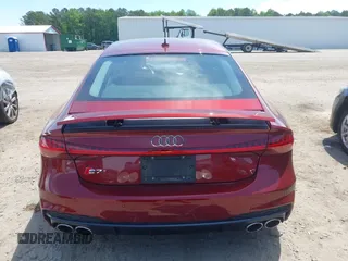 2025 Audi S7 Prestige z VIN WAUSFBF25SN018444, wystawiony jako IAAI lot #42190779 z przebiegiem 6 402 mil mil oraz . Historia ofert i sprzedaży dostępna na DreamBid. Obrazek 16.