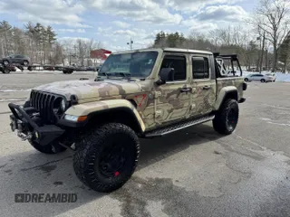 2021 Jeep Gladiator Willys with VIN 1C6HJTAG5ML526651, listed as a IAAI auction lot 41593639 with 162,543 mi miles. Bid and sale history available at carsss.com. Image 2.