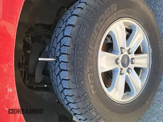 2020 Ford F-150 XL с VIN 1FTEW1E41LKE81388, выставлен на аукционе IAAI как лот 42832730 с пробегом 113 099 миль миль и . История ставок и продаж доступна на DreamBid. Изображение 24.