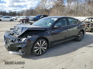 2019 Nissan Altima 2.5 Platinum with VIN 1N4BL4FW4KC176656, listed as a Copart auction lot 79450174 with 42,319 mi miles and Salvage Title. Bid and sale history available at carsss.com. Image 1.