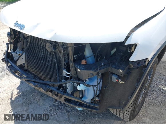 2019 Jeep Grand Cherokee Limited with VIN 1C4RJFBG7KC639074, listed as a IAAI auction lot 42647258 with 96,659 mi miles and . Bid and sale history available at DreamBid. Image 6.