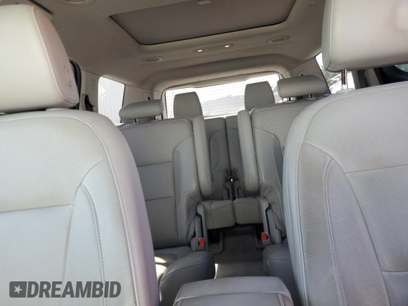 2018 GMC Acadia SLT z VIN 1GKKNMLS3JZ124800, wystawiony jako Copart lot #56323795 z przebiegiem 184 070 mil mil oraz Szkoda całkowita • Salvage title. Historia ofert i sprzedaży dostępna na DreamBid. Obrazek 10.