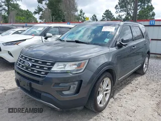 2017 Ford Explorer XLT with VIN 1FM5K7D84HGA75050, listed as a IAAI auction lot 39277027 with 131,413 mi miles and . Bid and sale history available at carsss.com. Image 6.