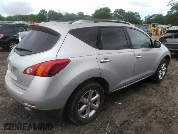 2010 Nissan Murano S z VIN JN8AZ1MU9AW021090, wystawiony jako IAAI lot #42107216 z przebiegiem 179 729 mil mil oraz . Historia ofert i sprzedaży dostępna na DreamBid. Obrazek 4.