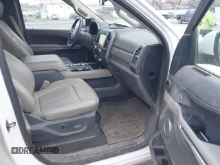 2019 Ford Expedition Max XLT с VIN 1FMJK1JT1KEA62487, выставлен на аукционе IAAI как лот 41048665 с пробегом 133 411 миль миль и . История ставок и продаж доступна на DreamBid. Изображение 5.