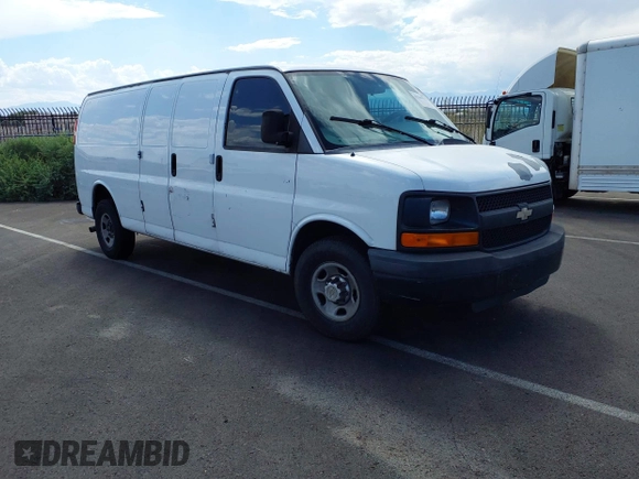 2011 Chevrolet Express Cargo z VIN 1GCWGGCA1B1157360, wystawiony jako IAAI lot #42344777 z przebiegiem 338 960 mil mil oraz . Historia ofert i sprzedaży dostępna na DreamBid. Obrazek 1.